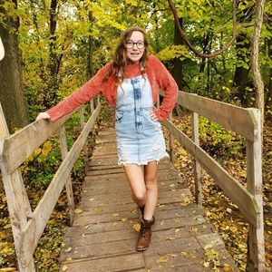 Meet your Posher, Megan